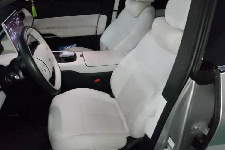 Used XPeng G6 2023 755 Ultra-Long Range Pro Driver Seat