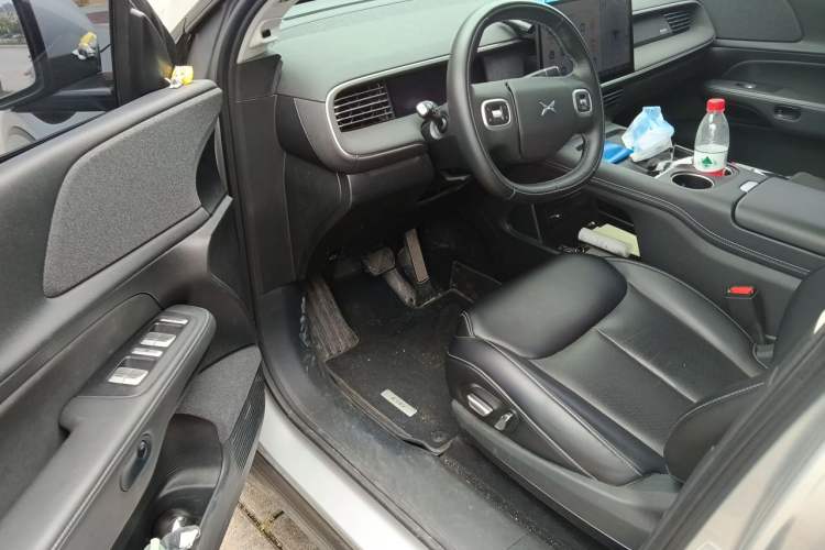 Used XPeng G6 2023 580 Long-Range Pro Driver Seat