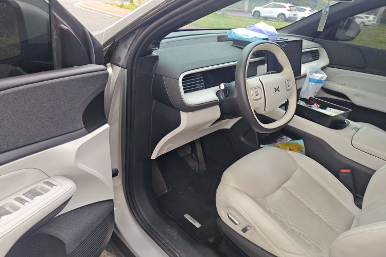 Used XPeng G6 2023 700 Four-Wheel Drive Performance Max Driver Seat