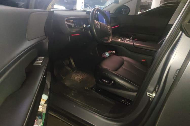 Used XPeng G6 2023 580 Long-Range Pro Driver Seat