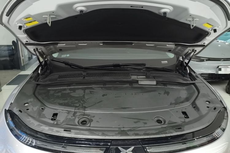 Used XPeng G6 2023 755 Ultra-Long Range Max Engine Bay