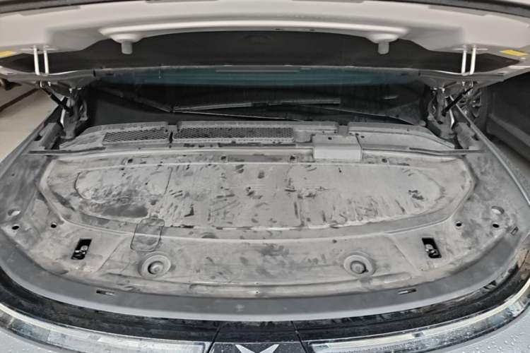Used XPeng G6 2023 755 Ultra-Long Range Max Engine Bay