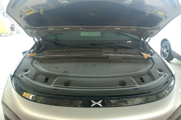 Used XPeng G6 2023 580 Long-Range Pro Engine Bay