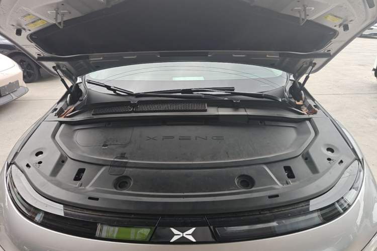 Used XPeng G6 2023 580 Long-Range Pro Engine Bay
