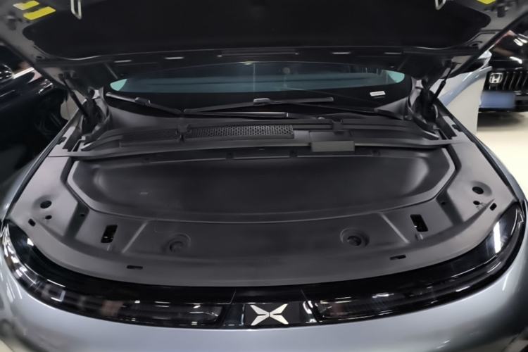 Used XPeng G6 2023 755 Ultra-Long Range Pro Engine Bay