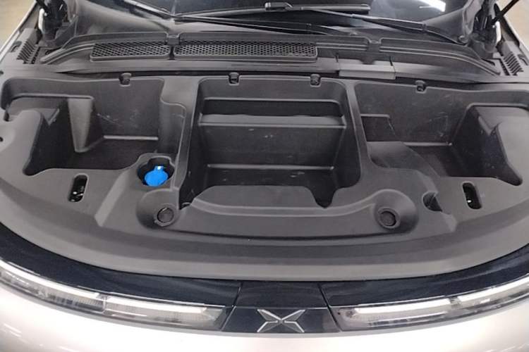 Used XPeng G6 2023 755 Ultra-Long Range Max Engine Bay
