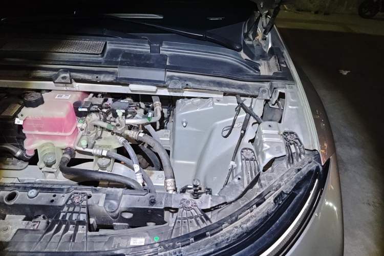Used XPeng G6 2023 755 Ultra-Long Range Max Engine Bay Left