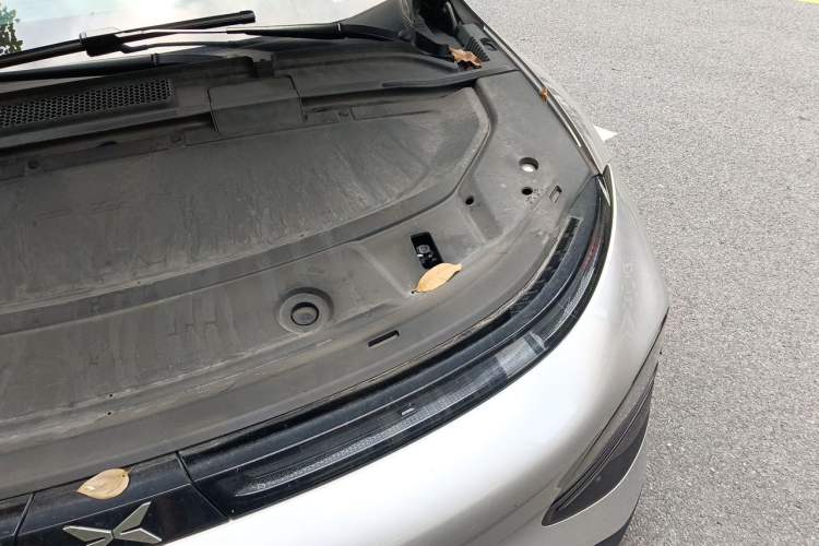 Used XPeng G6 2023 580 Long-Range Pro Engine Bay Left