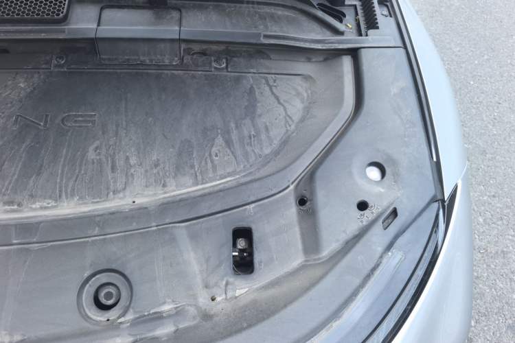 Used XPeng G6 2023 580 Long-Range Pro Engine Bay Left