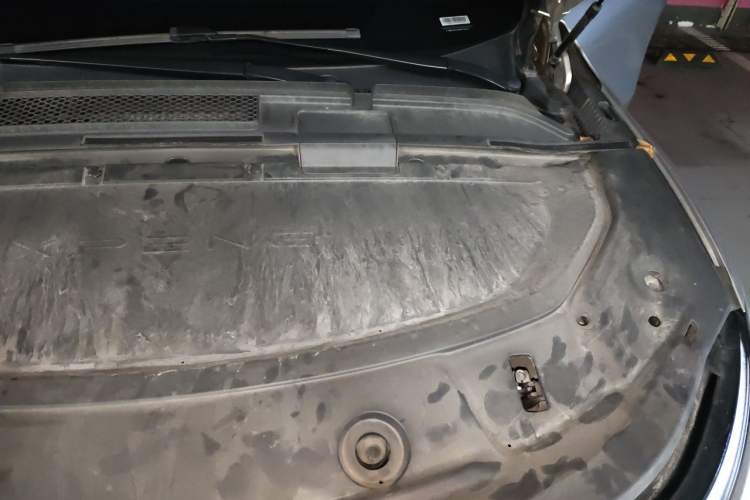 Used XPeng G6 2023 580 Long-Range Pro Engine Bay Left