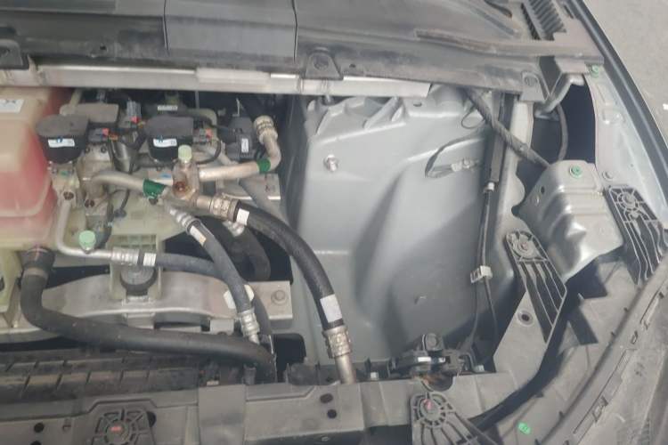 Used XPeng G6 2023 755 Ultra-Long Range Max Engine Bay Left
