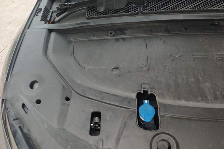 Used XPeng G6 2023 580 Long-Range Max Engine Bay Right
