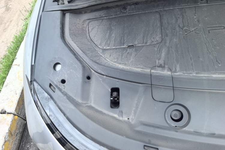 Used XPeng G6 2023 580 Long-Range Pro Engine Bay Right