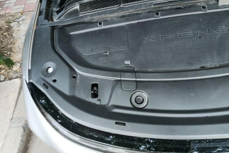 Used XPeng G6 2023 755 Ultra-Long Range Max Engine Bay Right
