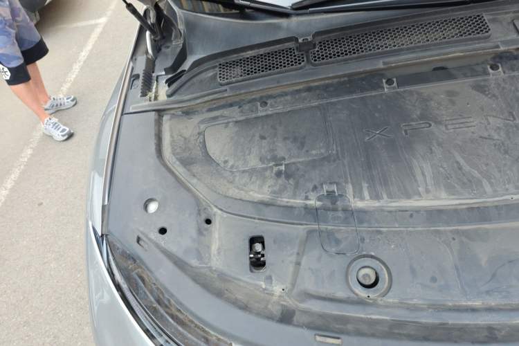 Used XPeng G6 2023 580 Long-Range Pro Engine Bay Right