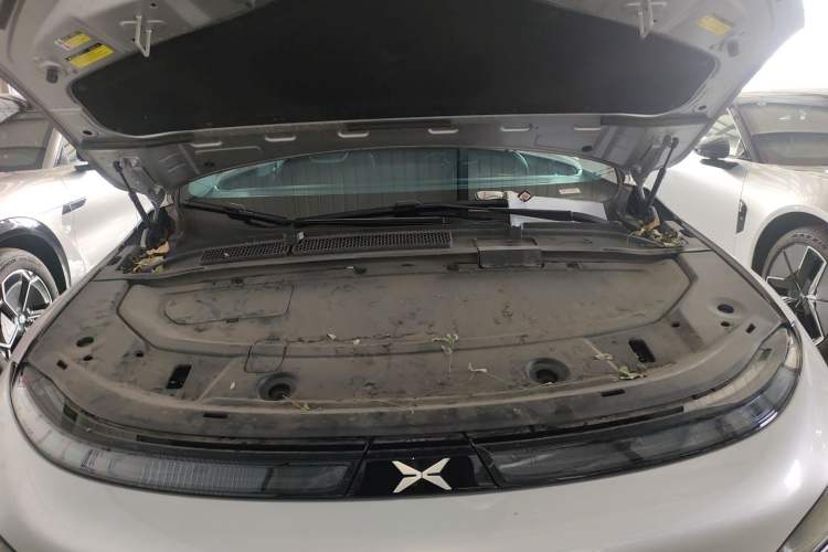 Used XPeng G6 2023 580 Long-Range Pro Engine Bay