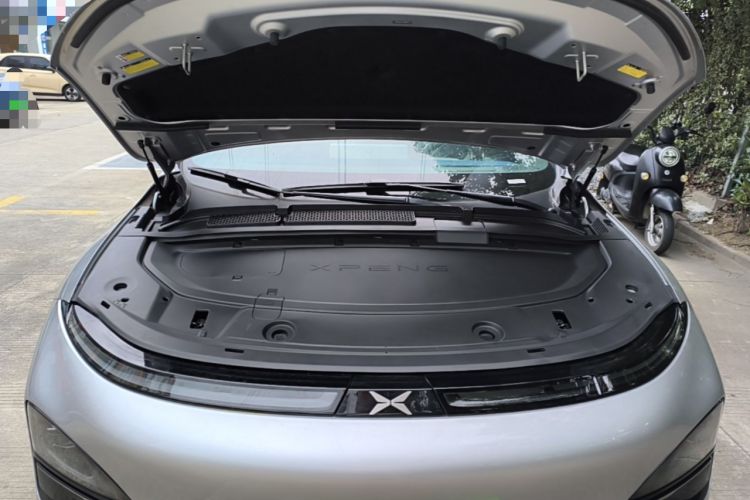 Used XPeng G6 2023 755 Ultra-Long Range Pro Engine Bay
