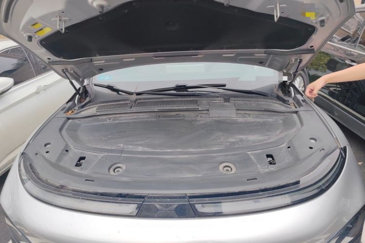 Used XPeng G6 2023 580 Long-Range Pro Engine Bay