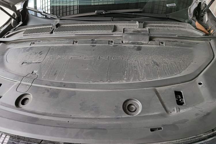 Used XPeng G6 2023 580 Long-Range Max Engine Bay