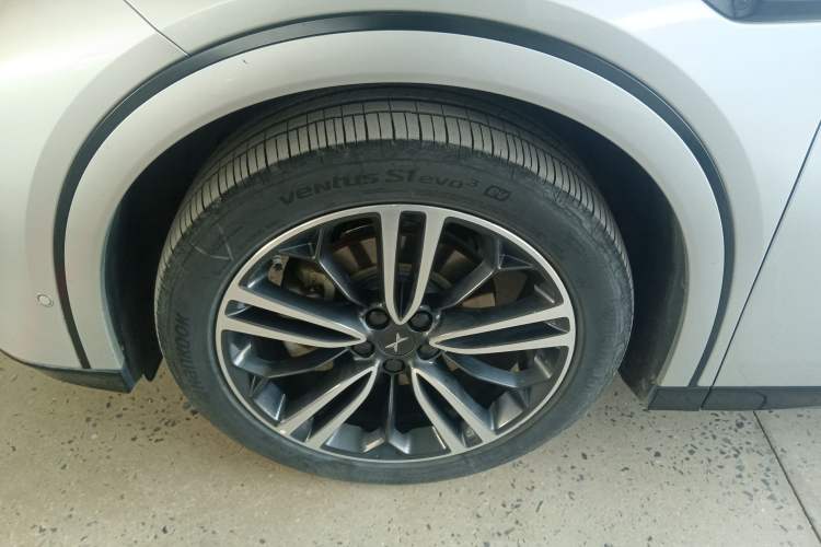 Used XPeng G6 2023 580 Long-Range Pro Exterior 4