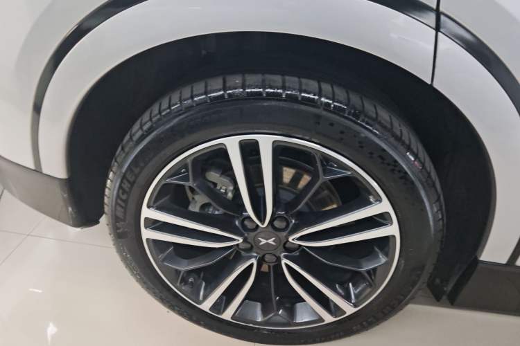 Used XPeng G6 2023 700 Four-Wheel Drive Performance Max Exterior 4