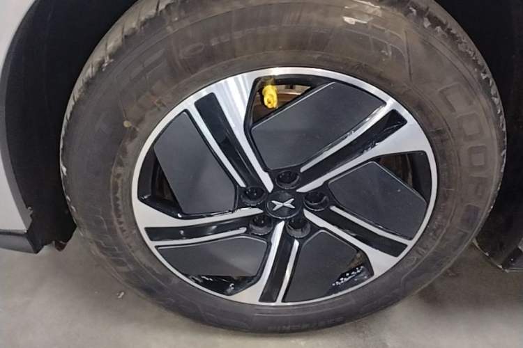Used XPeng G6 2023 755 Ultra-Long Range Max Exterior 4