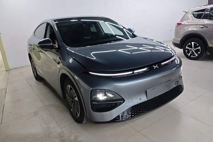 Used XPeng G6 2023 580 Long-Range Max Front Right 45 Deg