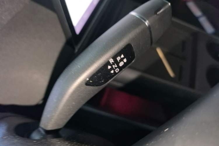 Used XPeng G6 2023 755 Ultra-Long Range Pro Gear Lever