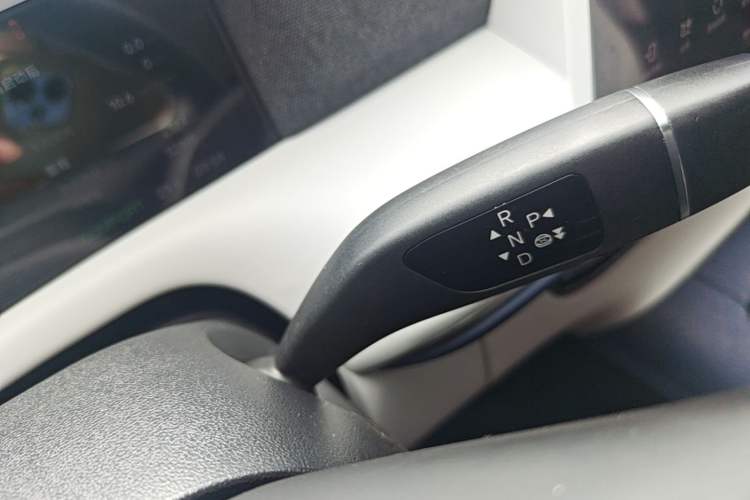 Used XPeng G6 2023 755 Ultra-Long Range Max Gear Lever