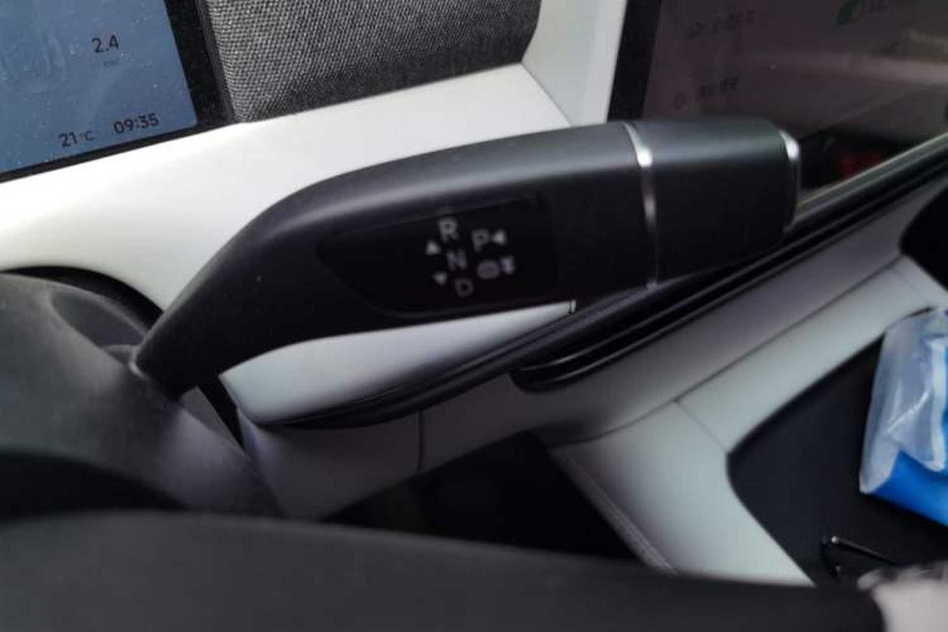 Used XPeng G6 2023 580 Long-Range Max Gear Lever