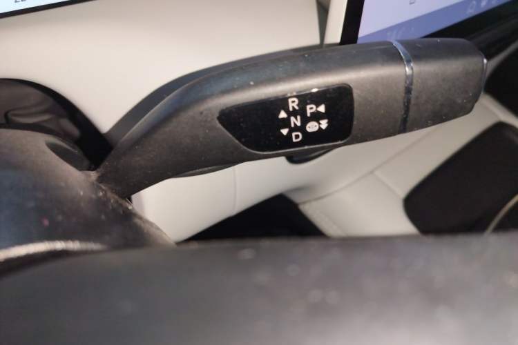 Used XPeng G6 2023 580 Long-Range Max Gear Lever
