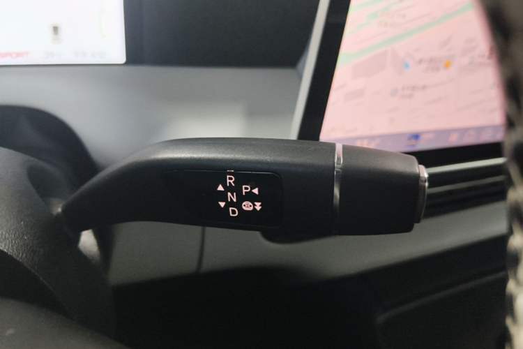 Used XPeng G6 2023 755 Ultra-Long Range Pro Gear Lever