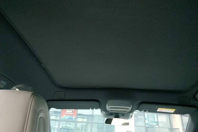 Used XPeng G6 2023 755 Ultra-Long Range Pro Headliner
