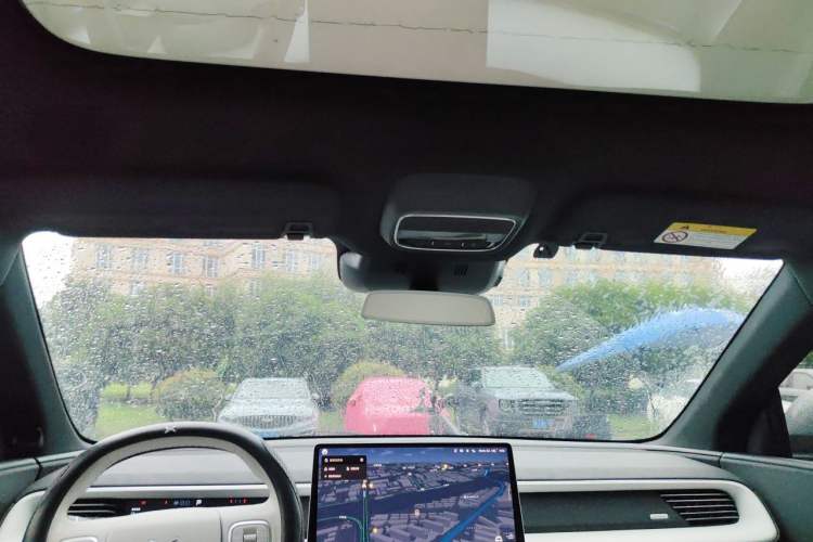 Used XPeng G6 2023 580 Long-Range Pro Headliner
