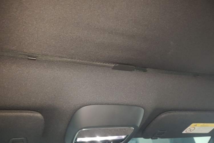 Used XPeng G6 2023 580 Long-Range Pro Headliner