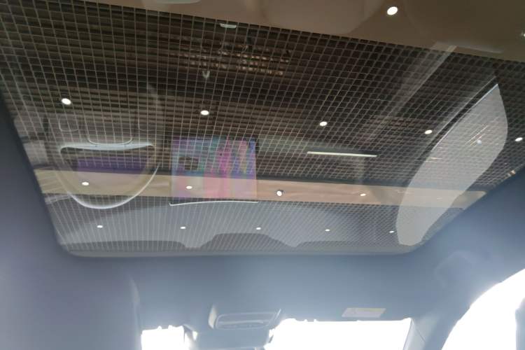 Used XPeng G6 2023 700 Four-Wheel Drive Performance Max Headliner