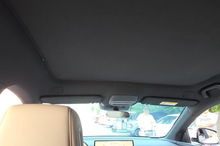 Used XPeng G6 2023 580 Long-Range Pro Headliner
