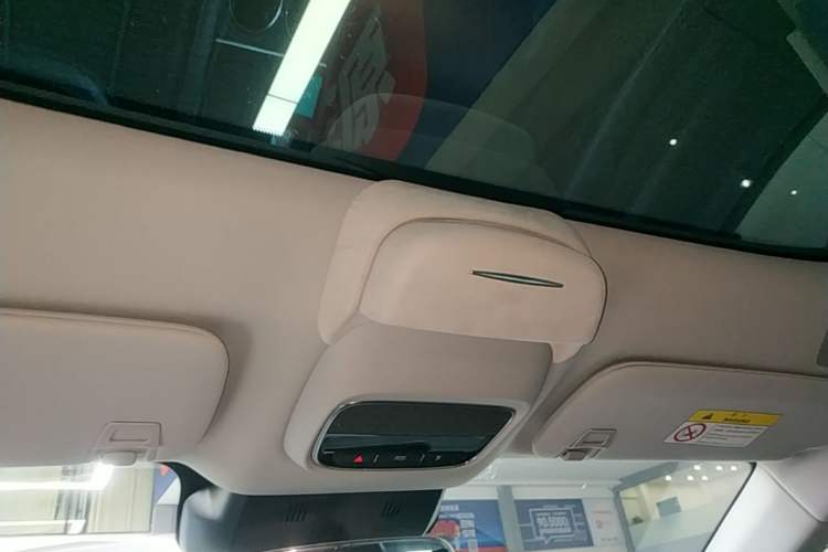 Used XPeng G6 2023 580 Long-Range Max Headliner