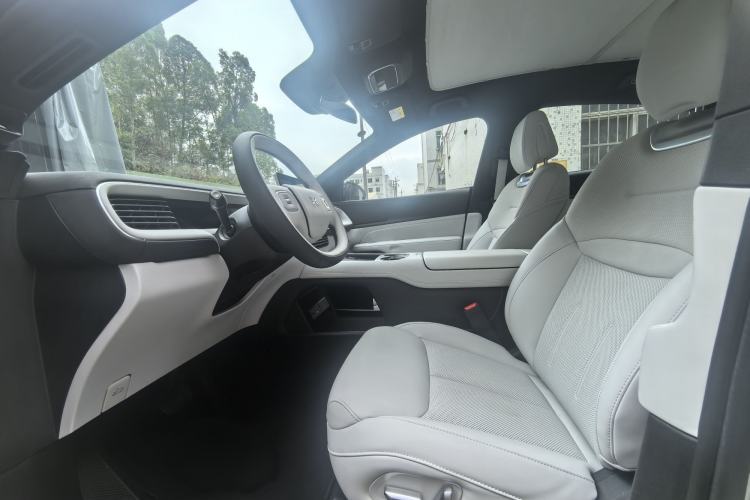 Used XPeng G6 2023 700 Four-Wheel Drive Performance Max Interior 1