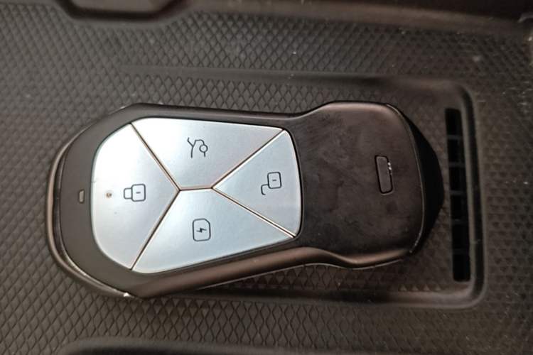 Used XPeng G6 2023 700 Four-Wheel Drive Performance Max Interior 1