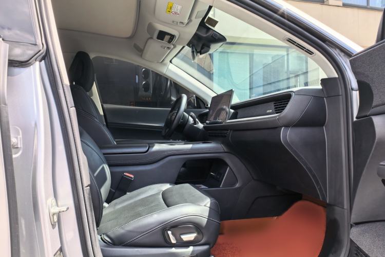 Used XPeng G6 2023 580 Long-Range Pro Interior 12