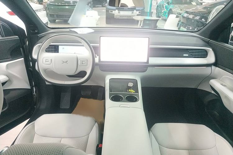 Used XPeng G6 2023 580 Long-Range Max Interior 2