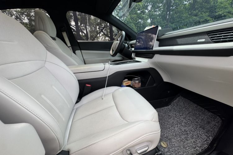 Used XPeng G6 2023 700 Four-Wheel Drive Performance Max Interior 3