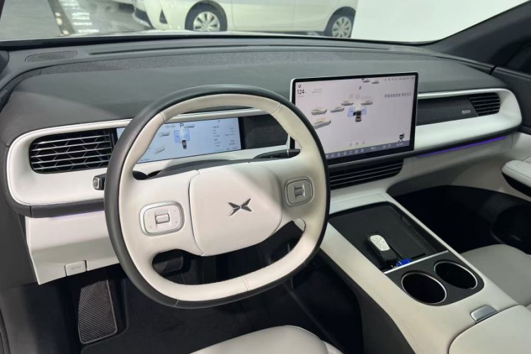 Used XPeng G6 2023 580 Long-Range Pro Interior 3