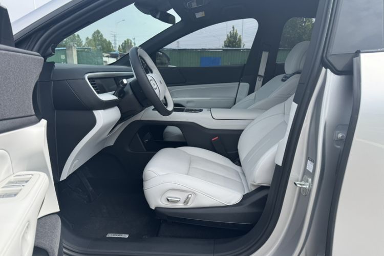 Used XPeng G6 2023 755 Ultra-Long Range Max Interior 4