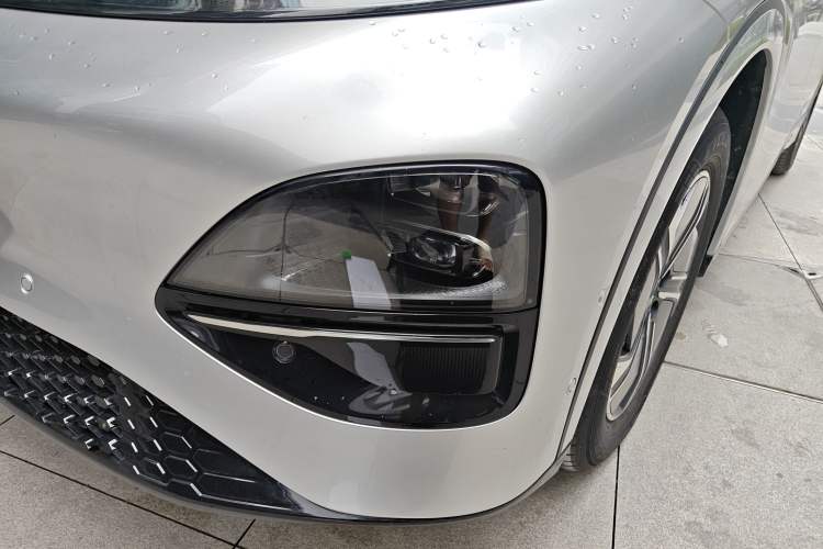 Used XPeng G6 2023 580 Long-Range Pro Left Front Headlight
