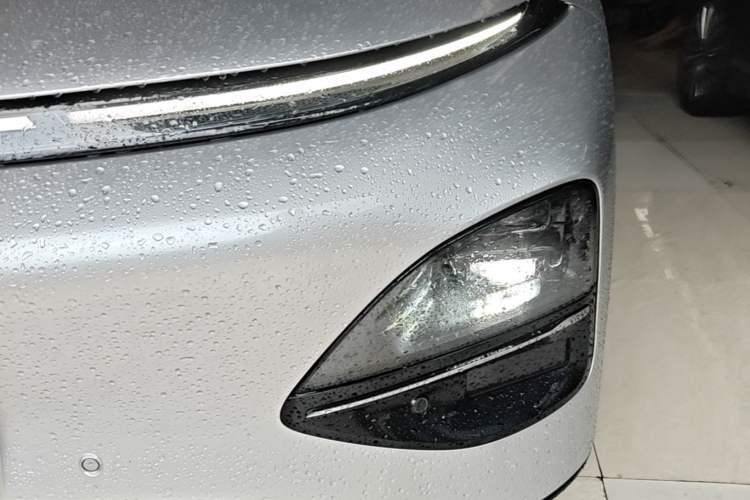 Used XPeng G6 2023 755 Ultra-Long Range Max Left Front Headlight