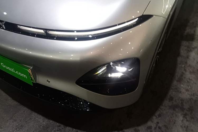 Used XPeng G6 2023 755 Ultra-Long Range Max Left Front Headlight