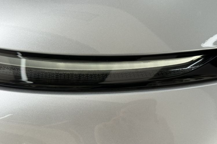 Used XPeng G6 2023 755 Ultra-Long Range Max Left Front Headlight