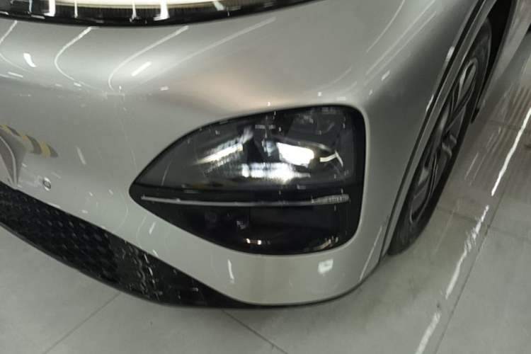 Used XPeng G6 2023 755 Ultra-Long Range Max Left Front Headlight